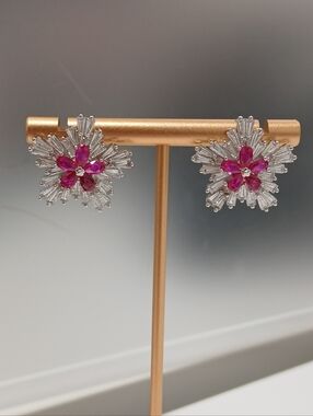 NEW! Goldoro White Gold Filled Pink Floral Crystal Cluster Earrings Never Worn